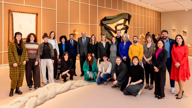 El proyecto del Consell de Mallorca, Biennal B llega a Valencia con la inauguración de A media lumbre, una exposición interterritorial sobre arte y oficios artesanos