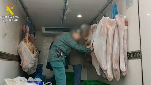 Intervenidas más de 50 toneladas de alimentos y productos no aptos para el consumo en Alicante