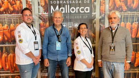 Sobrassada de Mallorca IGP refuerza  su proyección en el IKONO Premium Club del Estadi Mallorca Son Moix  con un showcooking