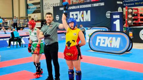 Analía Domínguez es corona doble campiona  d’Espanya en el seu debut sènior i encapçala l'èxit  del Club Agelai a La Nucia