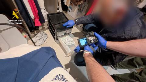 Desmanteladas tres clínicas estéticas clandestinas y una red que traficaba con bótox y ácido hialurónico