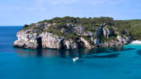Calas de Mallorca que solo se pueden alcanzar en barco (y que por eso siguen siendo vírgenes)