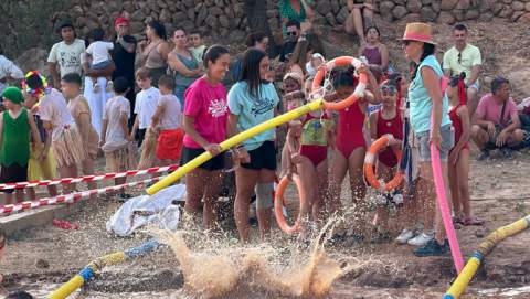 La Brutatló Kids reúne a 240 jóvenes en una jornada de deporte y diversión en Andratx