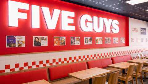 Five Guys afianza su presencia en Baleares con un nuevo restaurante en Palma de Mallorca