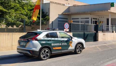 La Guardia Civil detiene a un grupo de jóvenes por  varios delitos