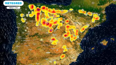 Las tormentas intensas convivirán con el calor extremo esta semana según Meteored