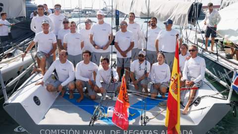 El Rey don Felipe preside el emotivo homenaje a 