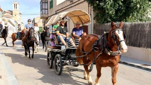 Anada amb carro a Mondragó per les Festes de Sant Miquel