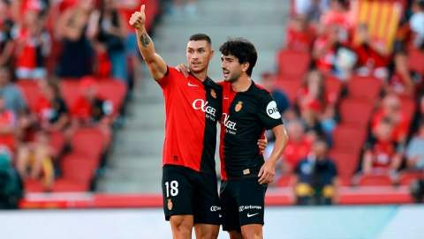 Victoria (2-0) en casa ante el CE Sabadell FC