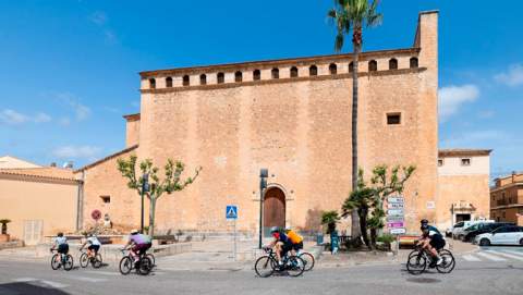 Sant Francesc Xavier y Muro competirán por representar a las Islas Baleares en la edición de oro de “Juntos Brillamos Más” de Ferrero Rocher