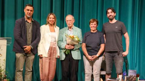 El Teatre Principal de Santanyí acull la presentació de la  reedició de “La mà del jardiner”, d’Antoni Vidal Ferrando