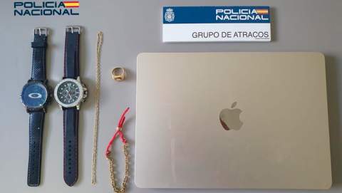 La Policía Nacional detiene a tres hombres por sustraer efectos de una vivienda y agredir a los ocupantes